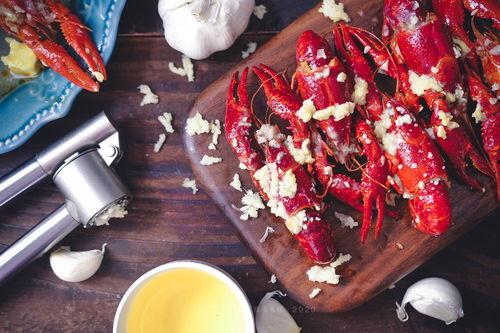 吃瓜吃虾的季节叫什么,尽享夏日美味时光